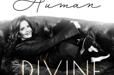 Lynda Carter - 'Human and Divine'